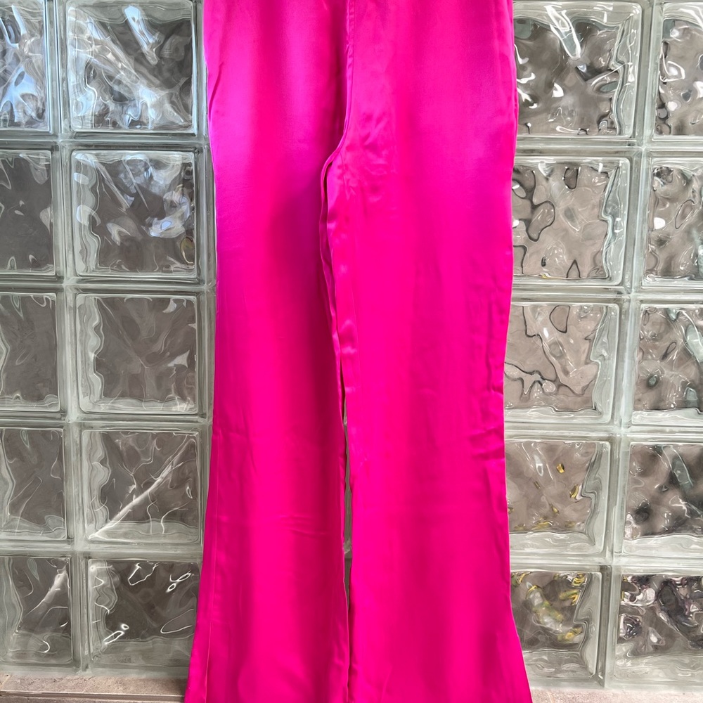 Brand New Zara hot pink satin pants with side hem split.  Size Large